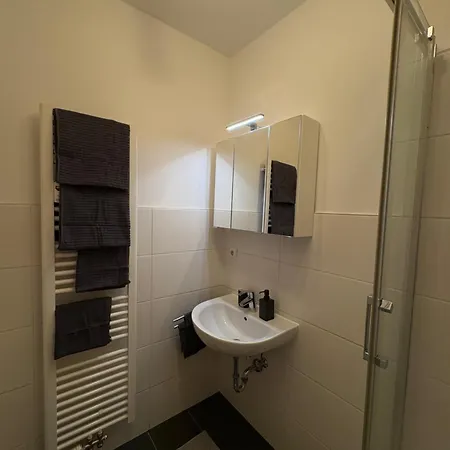 Lägenhet Modernes Serviced Wohnglueck 2 *